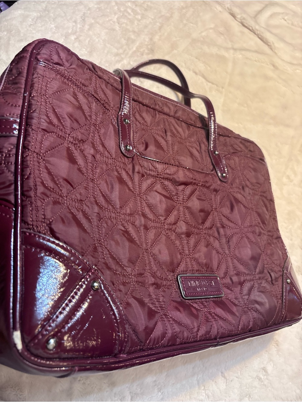 Nine West Laptop Tote Plum Purple Burgundy Quilted Diamond pattern 100% Nylon - Picture 8 of 16
